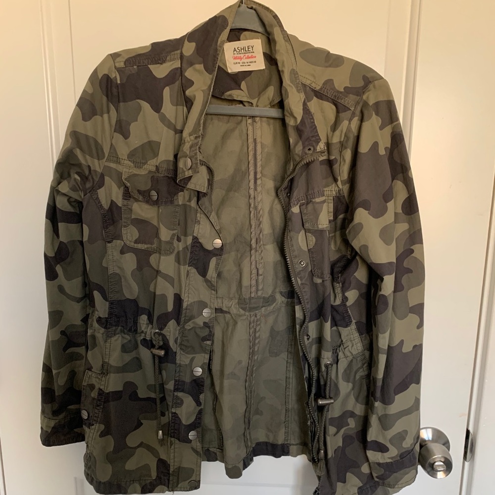 Charlotte Russe camo printed jacket